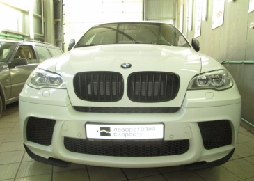 Чип-тюнинг с отключением и удалением сажевого фильтра и клапана EGR на BMW X6 M 5.0D AT 381hp 2012 года выпуска